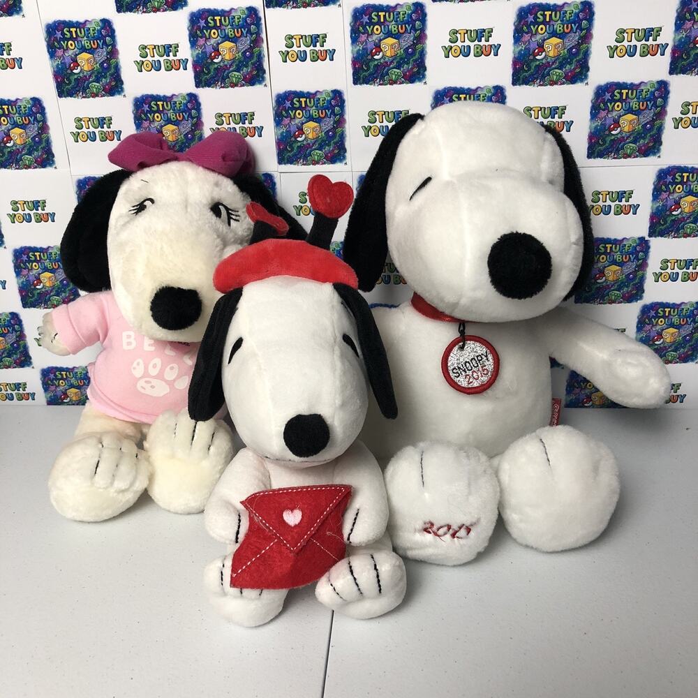 Rare Peanuts Snoopy & Belle Valentine’s Plush Lot of 3 - Snoopy 2015 & Hallmark